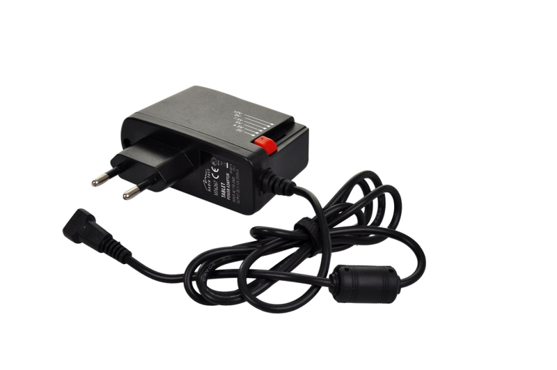 Elektro a osvetlenie - Solight univerzálny sieťový adaptér 2000mA, stabilizovaný, výmenné konektory